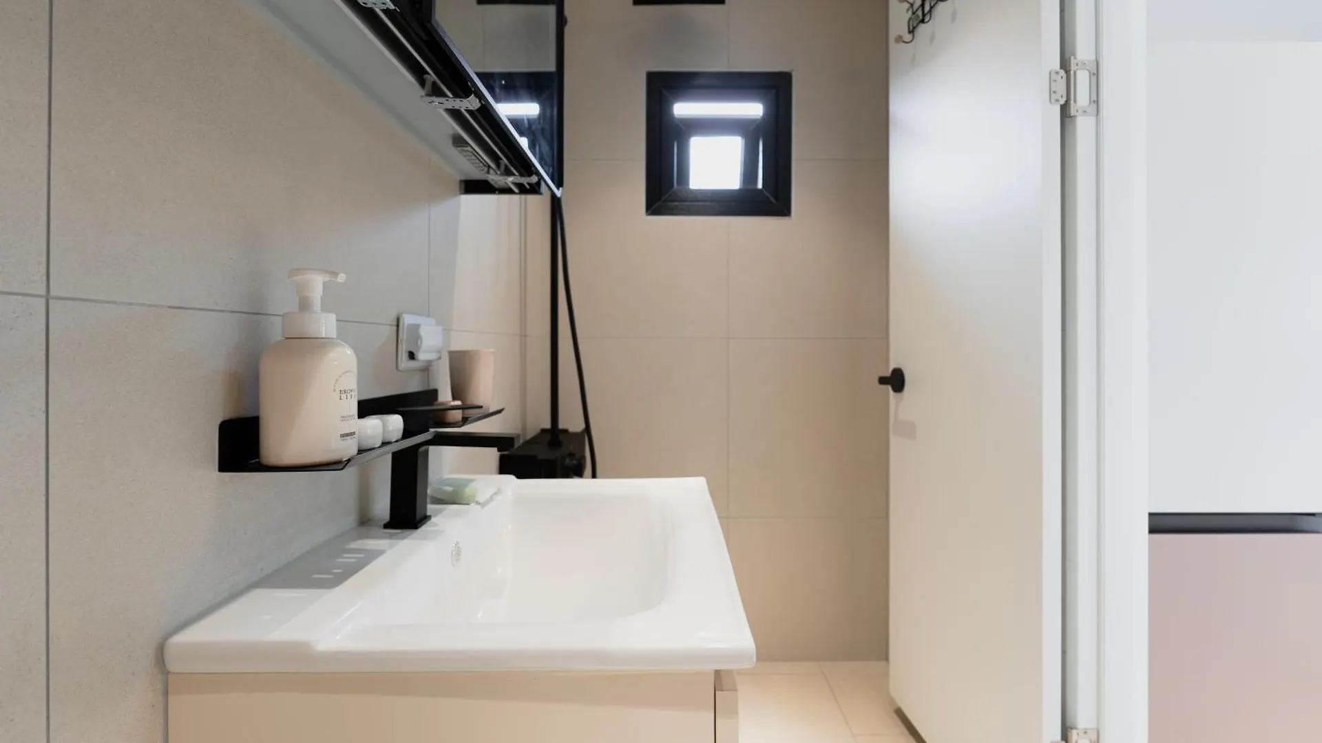 Mangwon Yani B House Lejlighed Seoul 0*,  Sydkorea